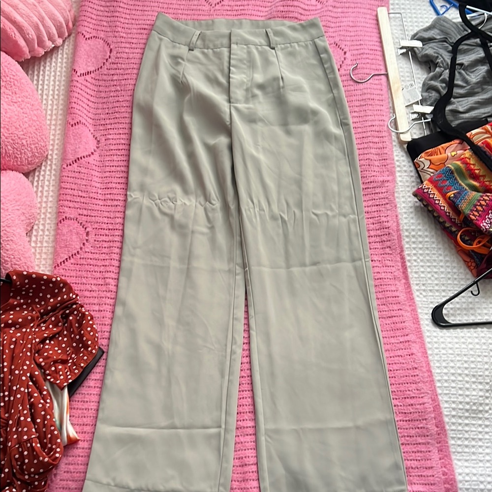 Chic light Green Wide-Leg Trousers